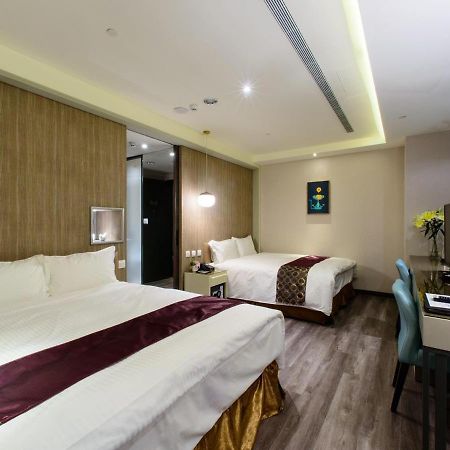 Stay Hotel - Taichung Zhongqing Екстериор снимка