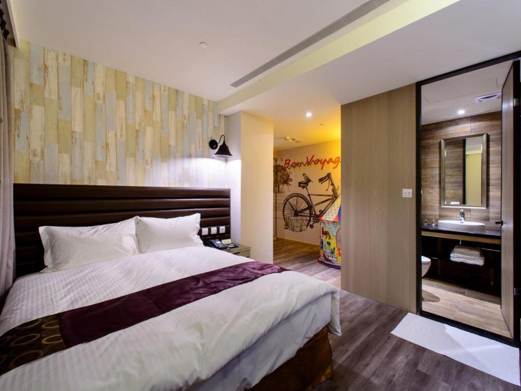 Stay Hotel - Taichung Zhongqing Екстериор снимка