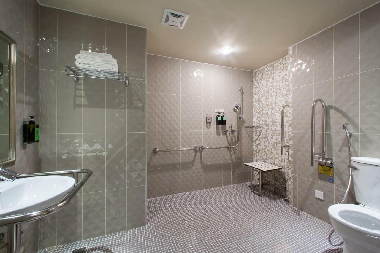 Stay Hotel - Taichung Zhongqing Екстериор снимка